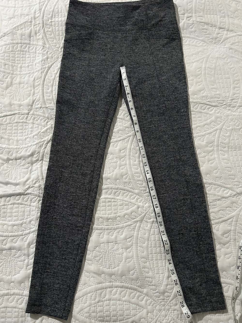 Athleta Black & Grey Herringbone Leggings Sz: M - Picture 4 of 9
